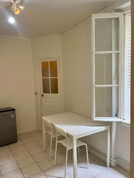 Apartment In Montmartre, Paris, Near Sacre-Coeur Read Host Profile For Booking Exterior foto