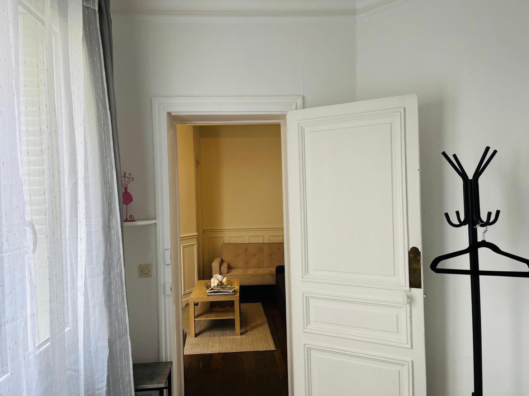 Apartment In Montmartre, Paris, Near Sacre-Coeur Read Host Profile For Booking Exterior foto