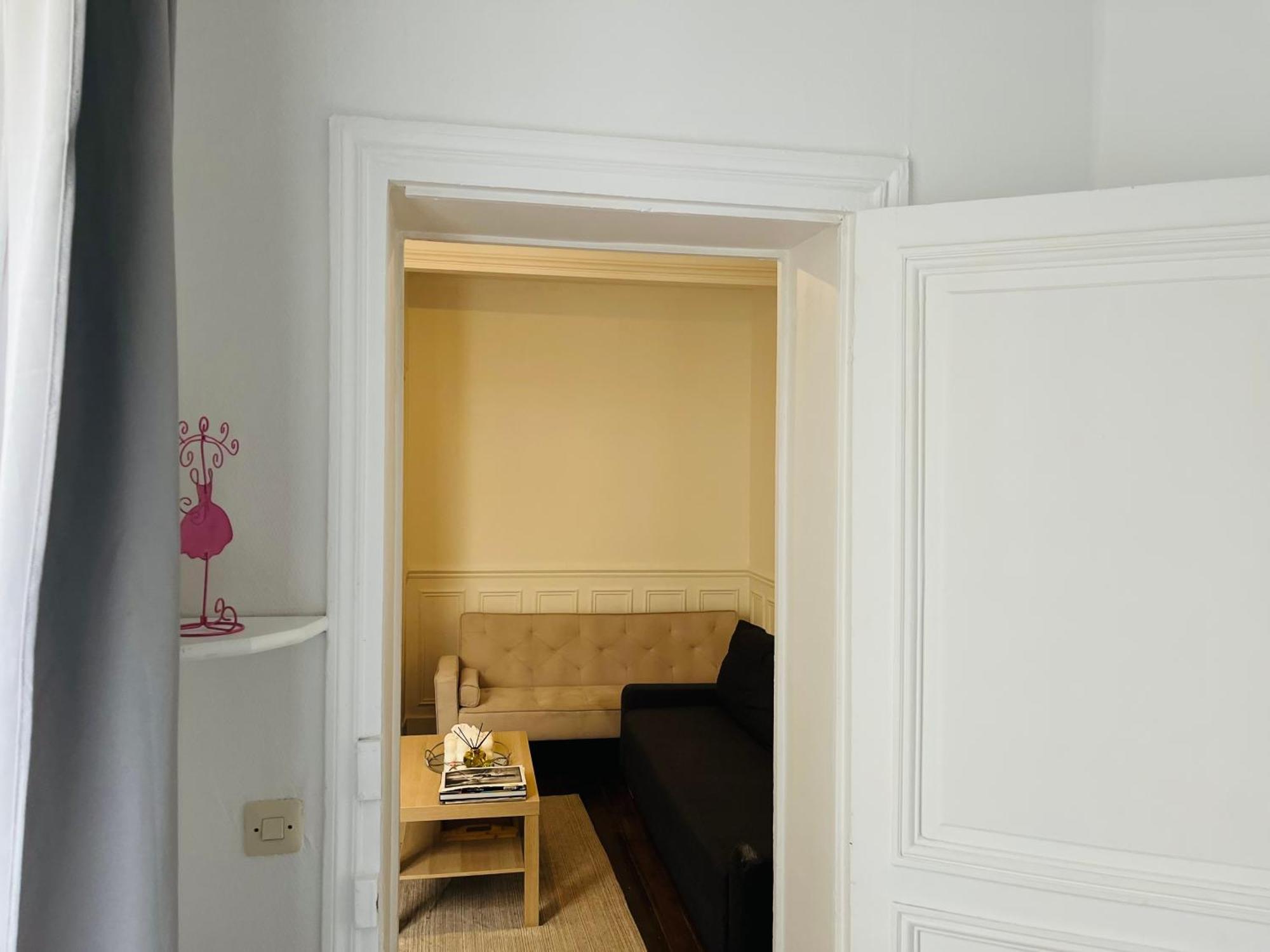 Apartment In Montmartre, Paris, Near Sacre-Coeur Read Host Profile For Booking Exterior foto
